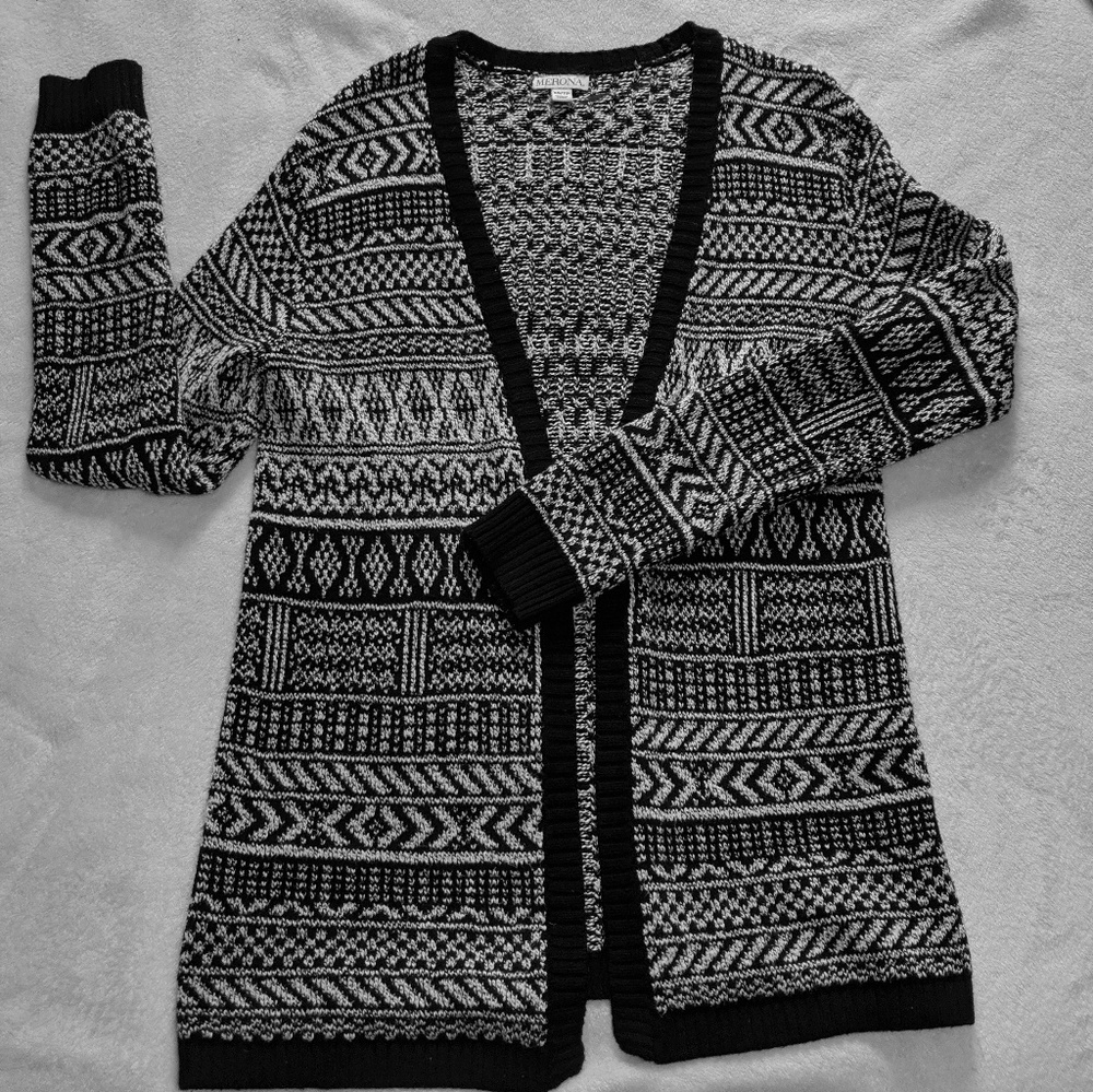 Black and White, patterned, knit cardigan.
